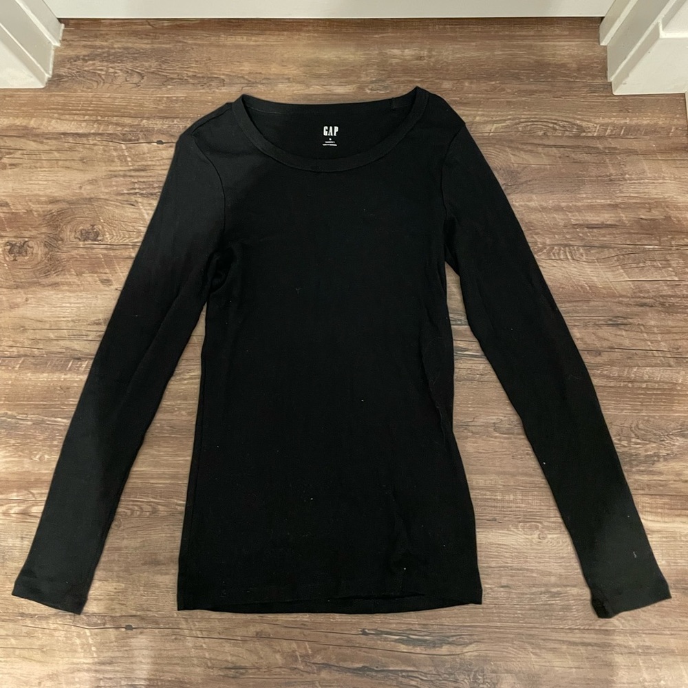 Kid’s Black/Pink Longsleeves from GAP sizes: S